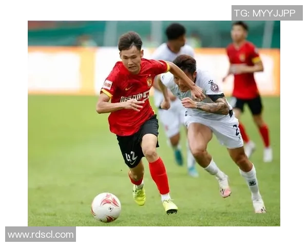 广州足球队荣登足球技术排行榜第八名引发热议与期待