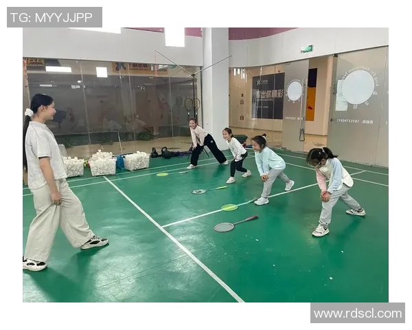 羽毛球新手必看：提升耐力的全面入门攻略与训练方法